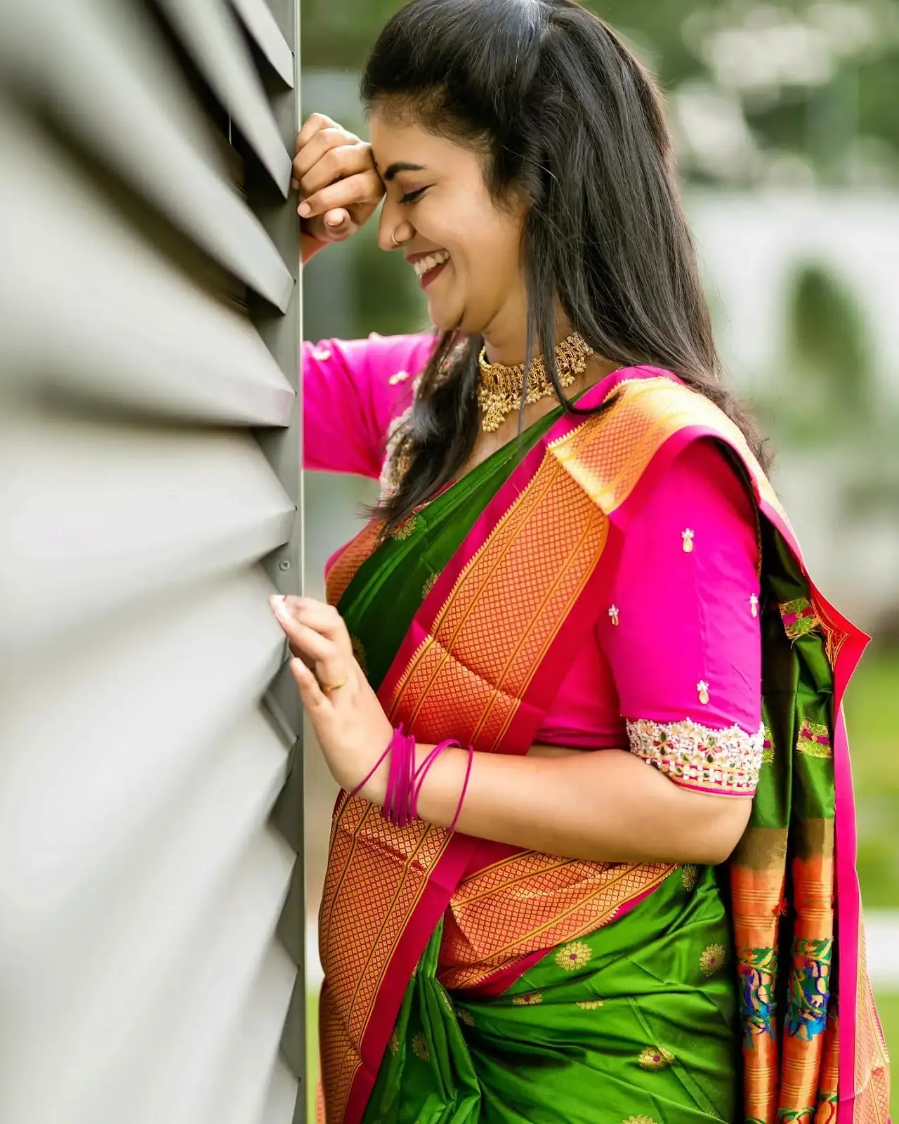 South Indian TV Actress Shiva Jyothi Traditional Green Saree